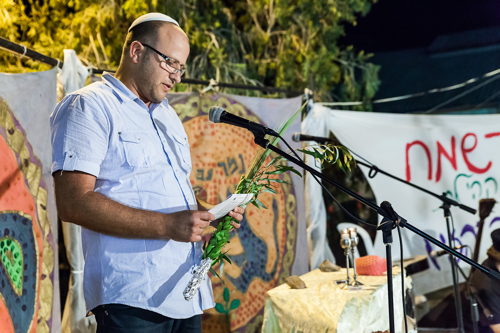 סוכות בגשר הזיו תשע"ג (צולם ע"י אלי דינור)