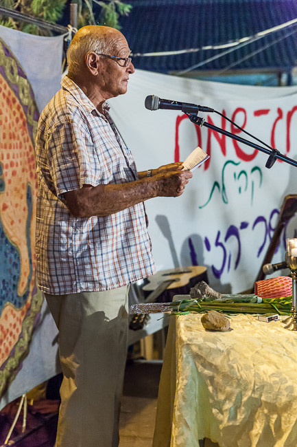 סוכות בגשר הזיו תשע"ג (צולם ע"י אלי דינור)