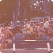 Sderot Gaaton in Nahariya; that's Leon Biton posing by the horse carriages