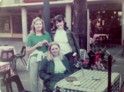 fr Steve Hewit Debbie and the ladies at the Exodus cafe — with Monika Johansson.