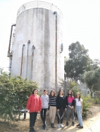 תמונת תלמידי ז 2 ליד מגדל המים פברואר 2022